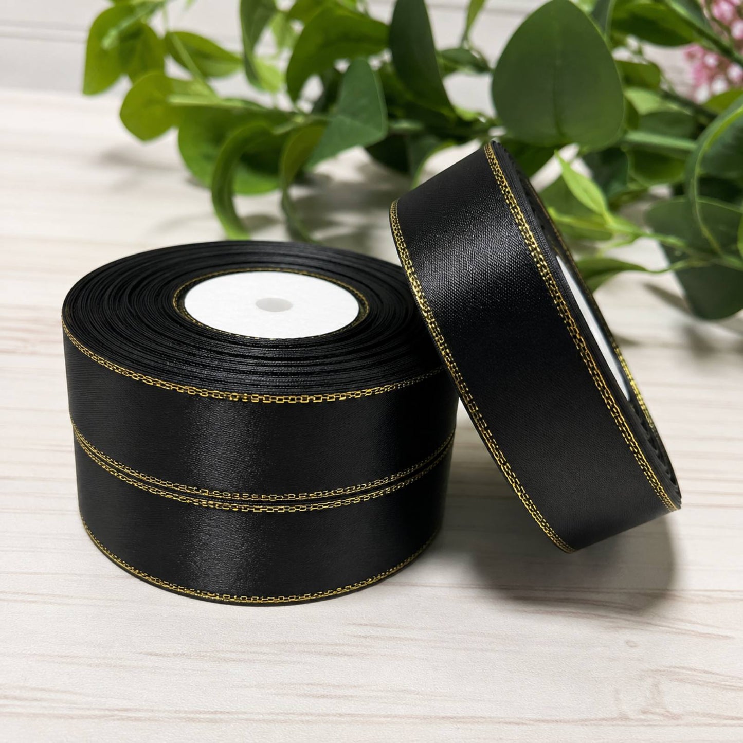 Satinband mit Lurex 2,5 cm Schwarz+Gold, 33 m Rolle