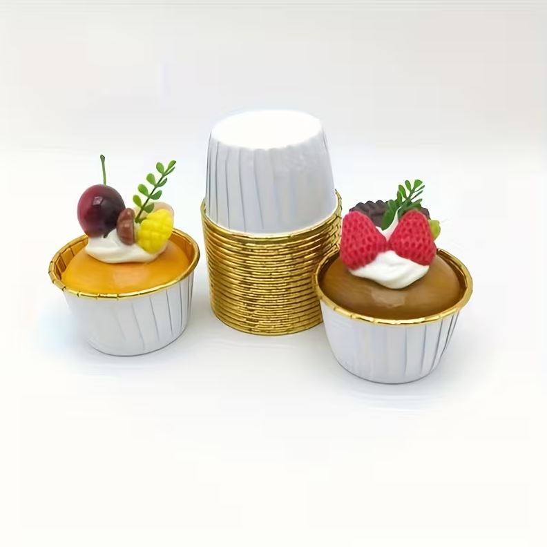 Cupcake / Muffin Backförmchen, 25 Stk – weiß/gold