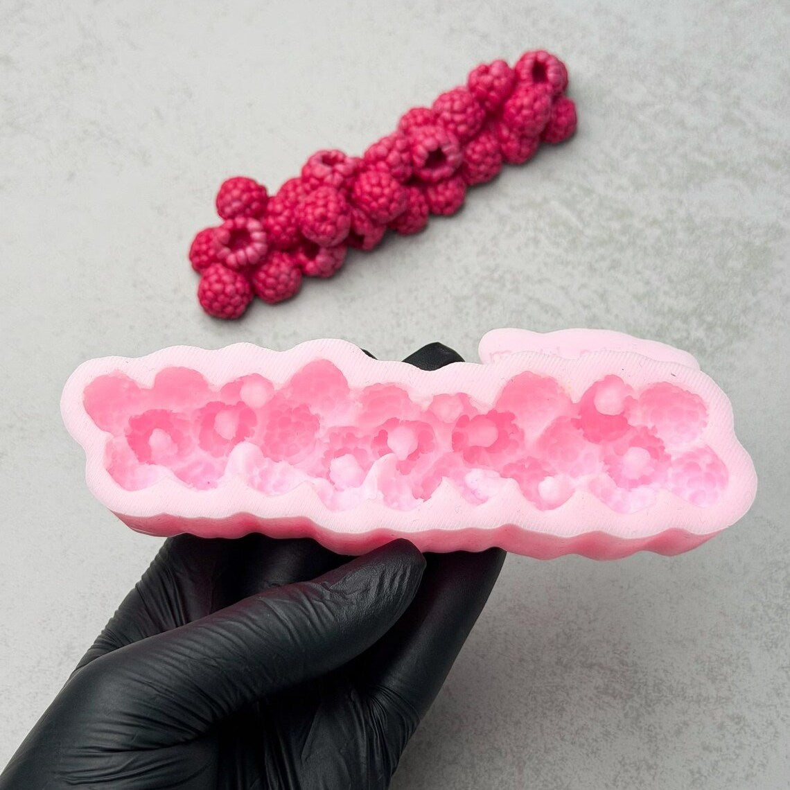 Silikonform Himbeere für Eclairs